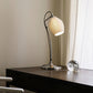 Lampe éteinte, montrant sa silhouette sculpturale
