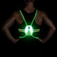 Gros plan sur les LED du gilet, couleurs vives