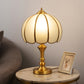 Lampe en laiton et verre avec abat-jour pétale