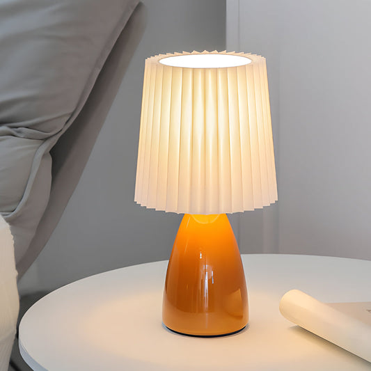 Lampe de bureau dans un espace de travail moderne