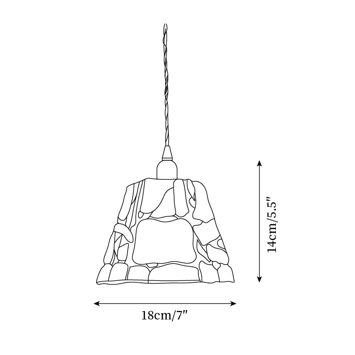 Lampe suspendue illuminant un espace de vie