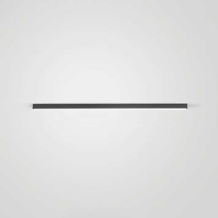 Vue rapprochée du plafonnier LED montrant sa finition lisse