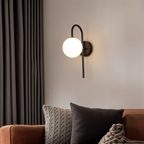 Détail de l'ampoule LED remplaçable dans l'applique