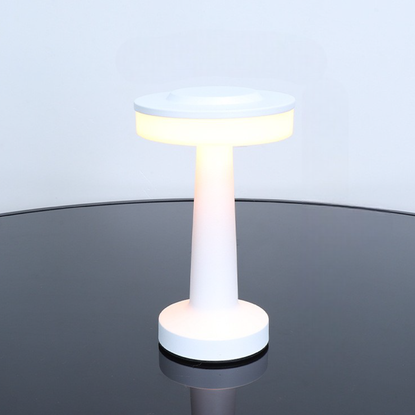 Détail du bouton de contrôle de la lampe moderne