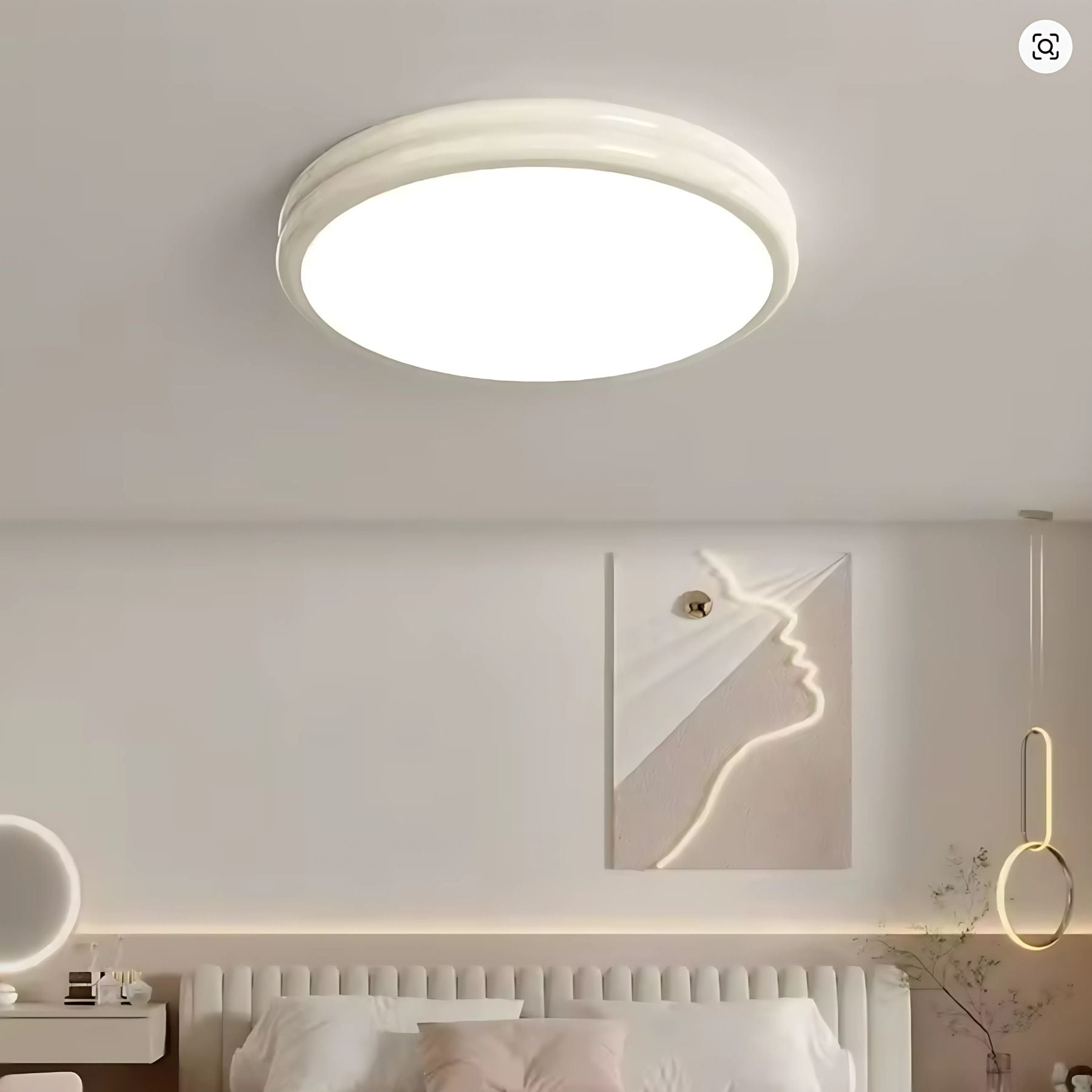 Vue de la lampe LED sous différents angles