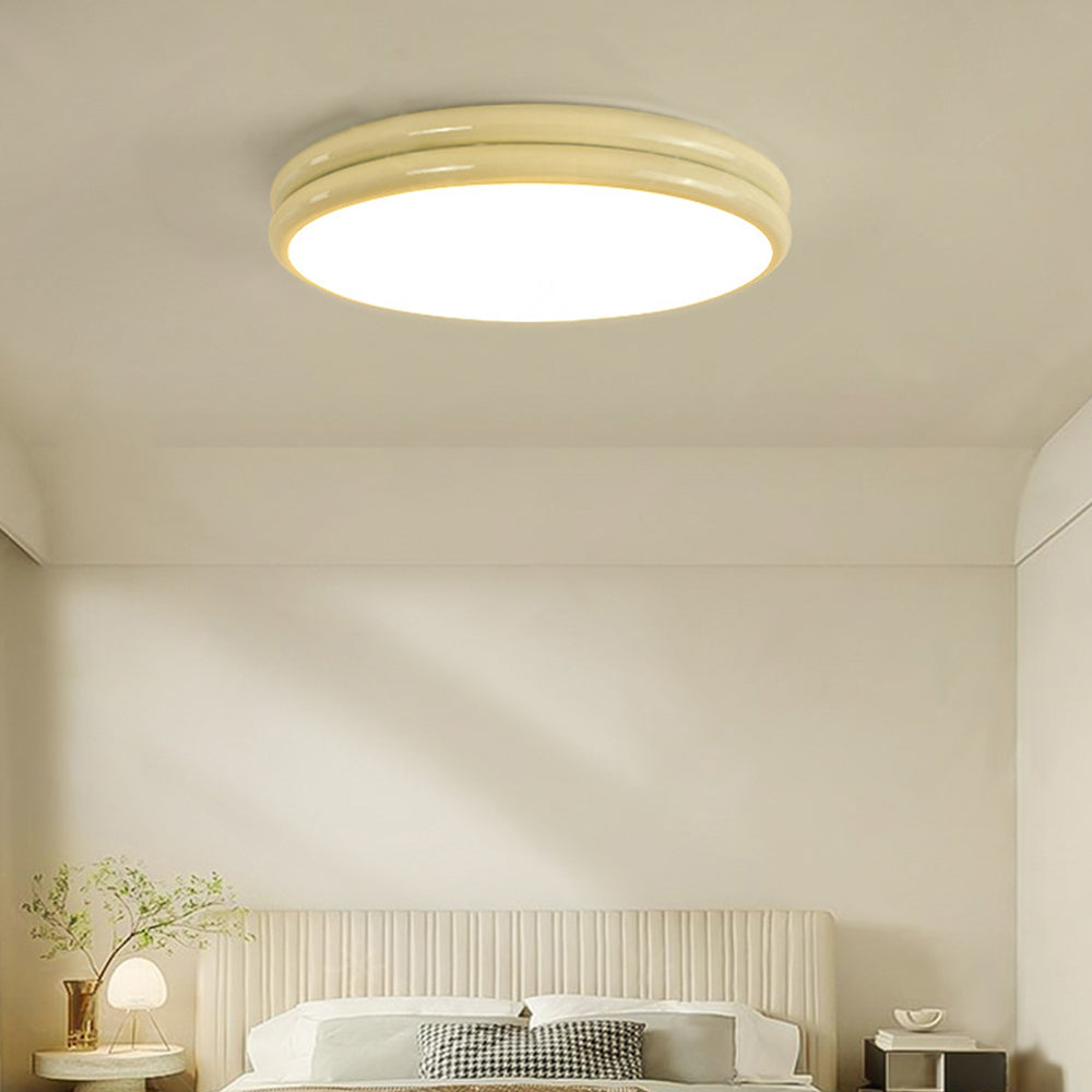 Détail du support en bois de la lampe LED