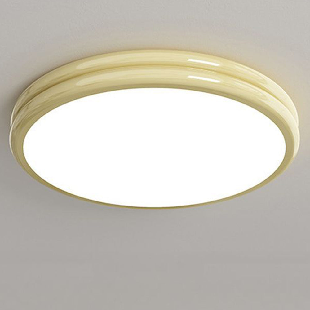Lampe LED éclairant un espace de vie moderne