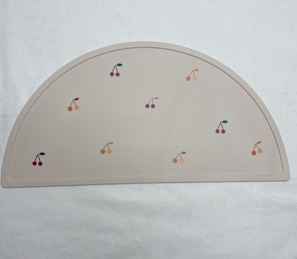 Vue d'ensemble du tapis de table en silicone sur une table