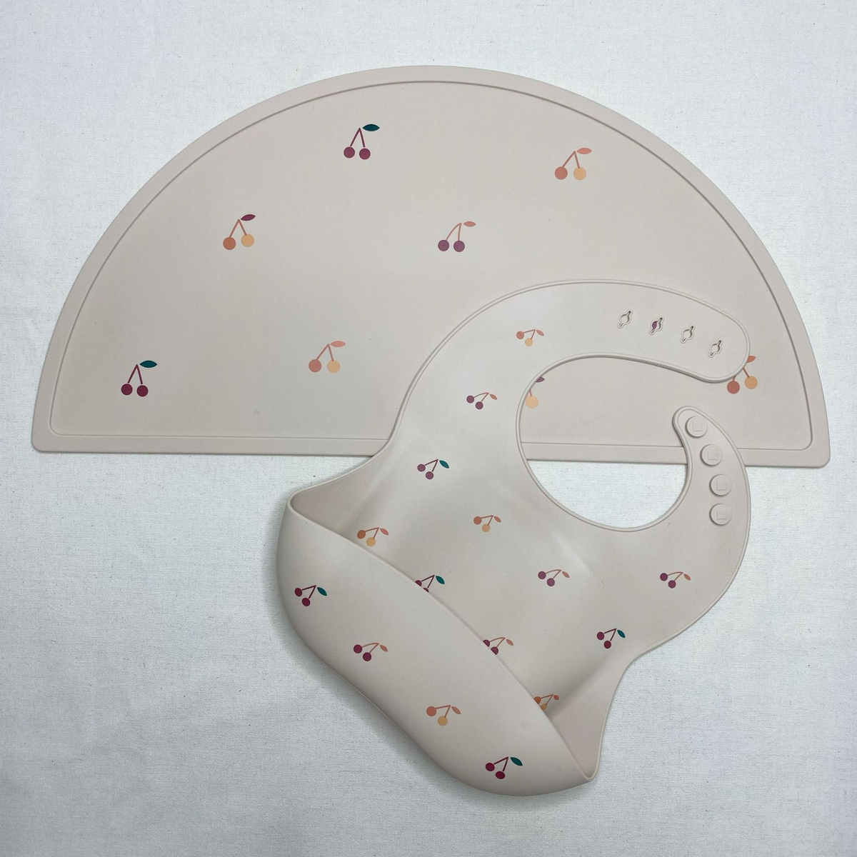 Tapis de table en silicone, facile à nettoyer après le repas