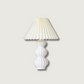 Lampe de table avec abat-jour plissé et base en céramique