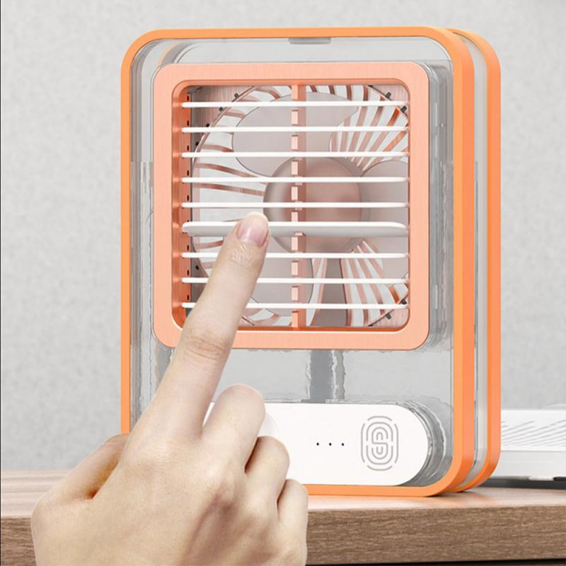 Humidificateur compact avec veilleuse allumée sur une table