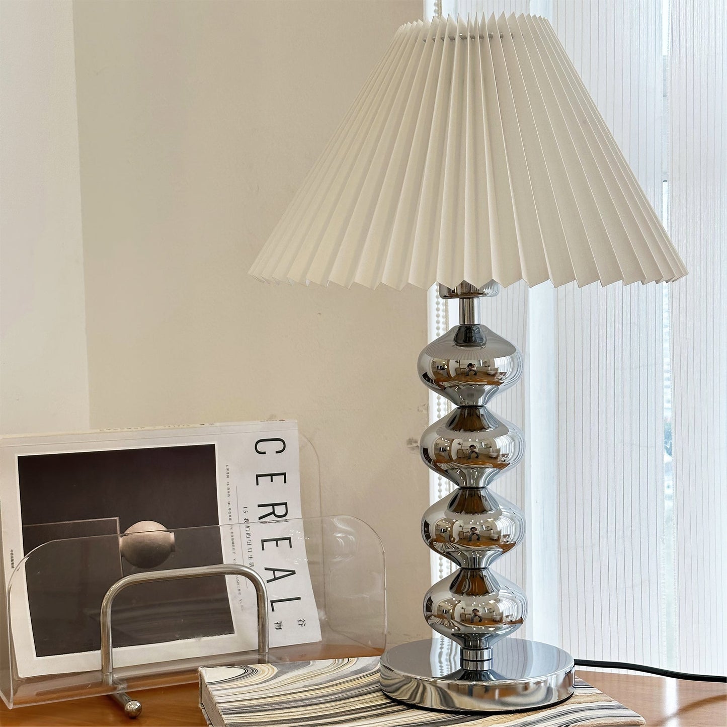 Détail du câble électrique en tissu torsadé