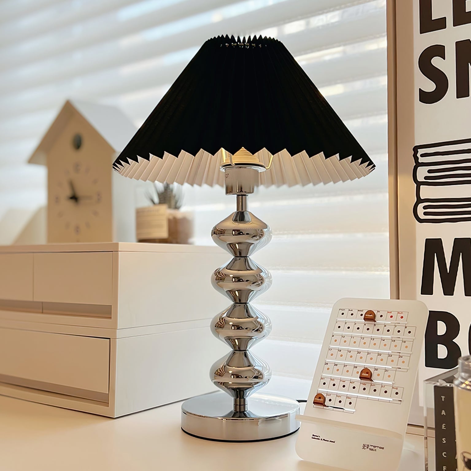 Abat-jour en tissu avec motif discret