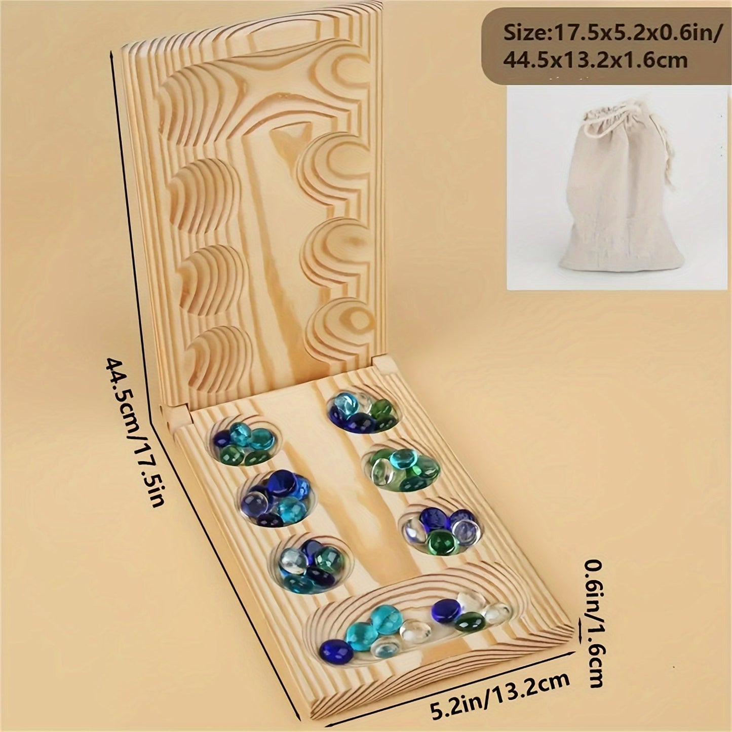 Vue de dessus du plateau Mancala avec les jetons répartis