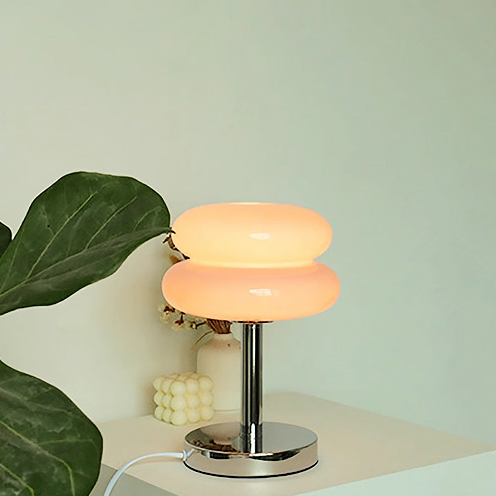 Lampe de table avec nuances d'orange et de jaune