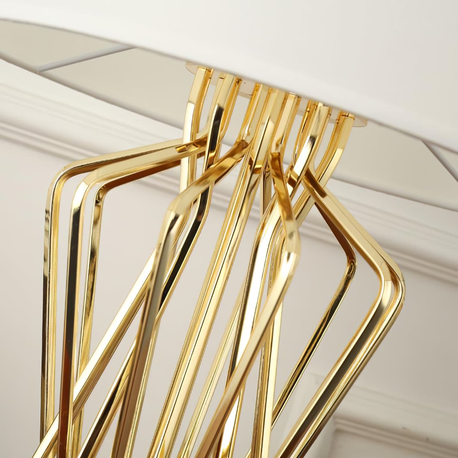 Lampe allumée, créant une ambiance chaleureuse