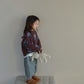 Pull enfant avec imprimé tulipes, fond blanc, manches longues