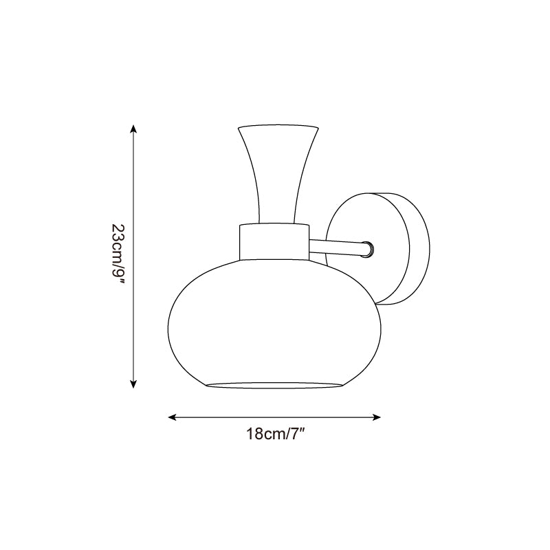 Détail du verre arrondi et sculptural de l'applique