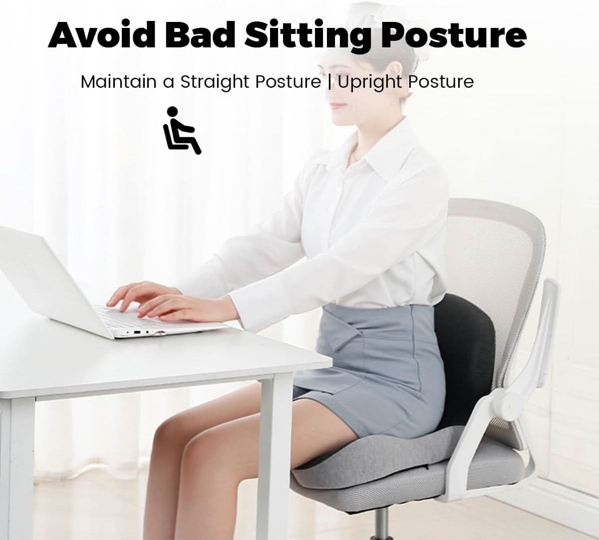 Coussin ergonomique en mousse à mémoire sur une chaise de bureau