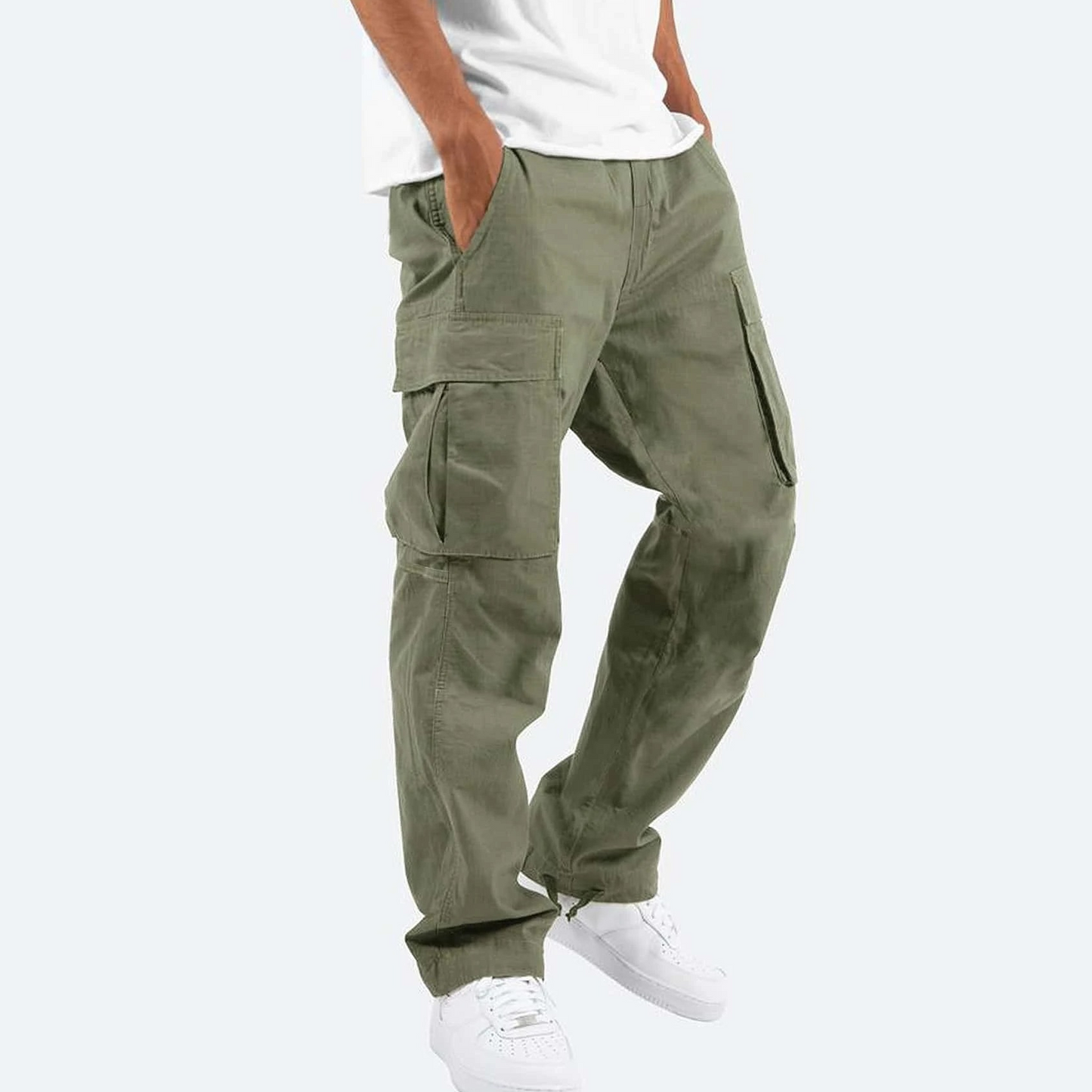 Vue arrière d'un pantalon cargo homme, coupe décontractée