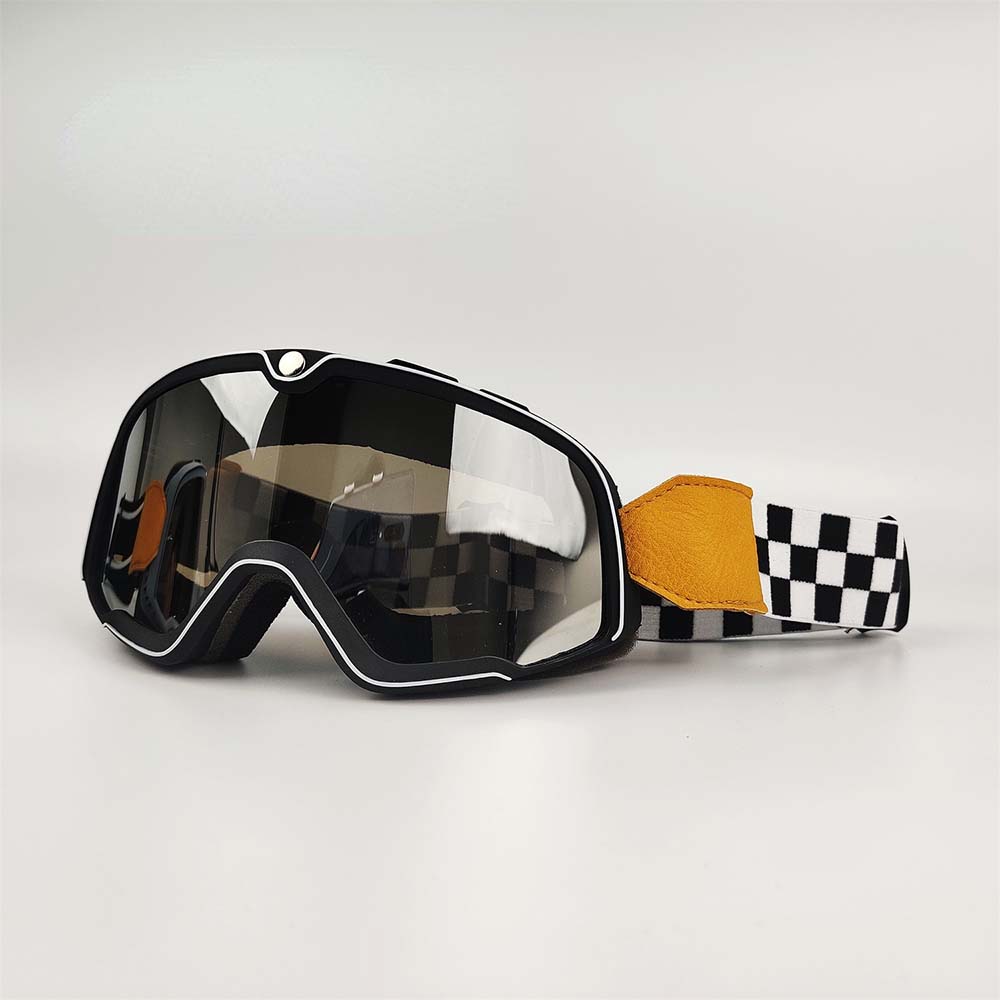 Lunettes de moto rétro avec monture noire et verres teintés