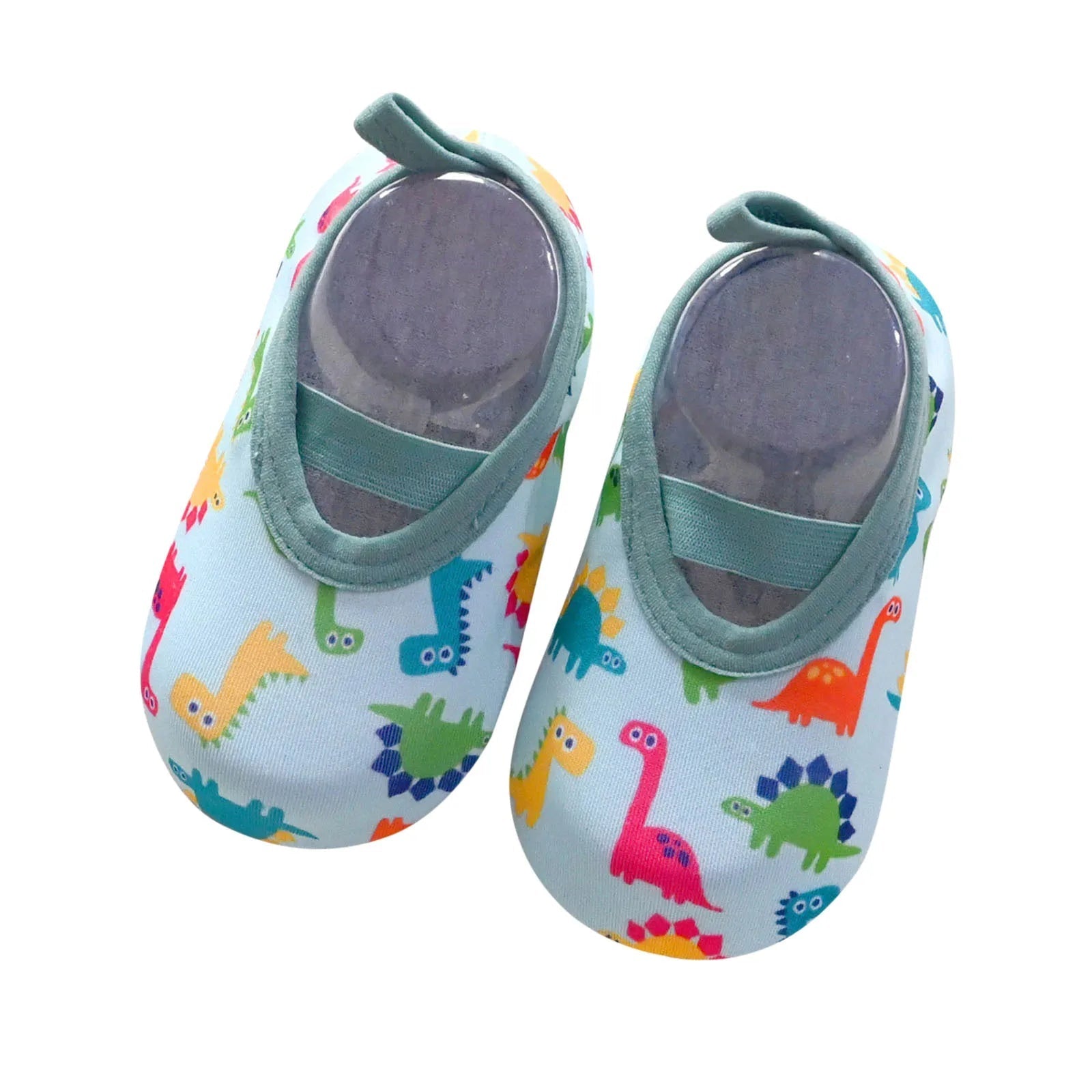 Vue rapprochée de la semelle en caoutchouc des chaussures aquatiques