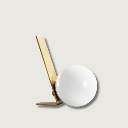 Lampe de table avec éclairage cosy et style minimaliste