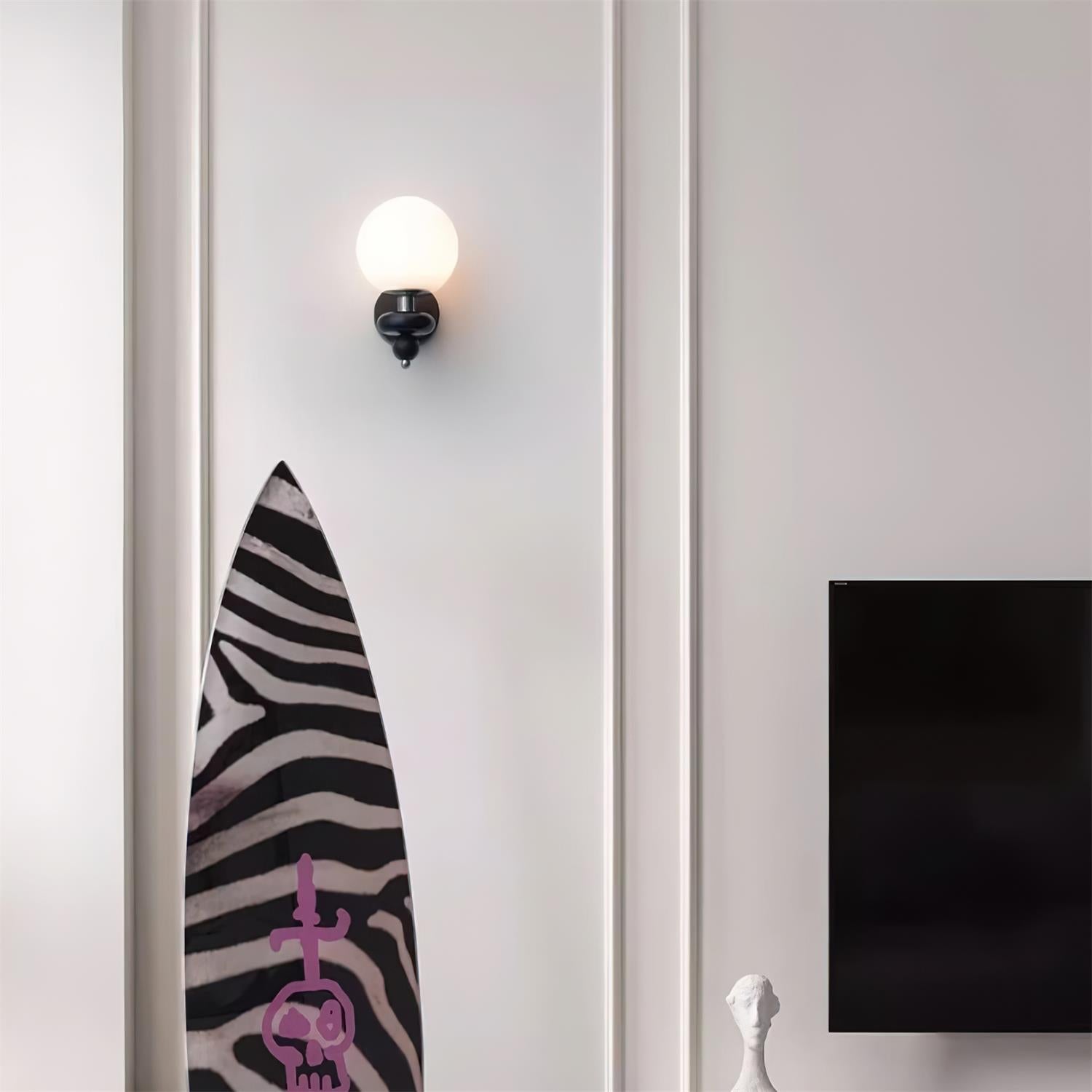 Applique murale installée dans un intérieur moderne