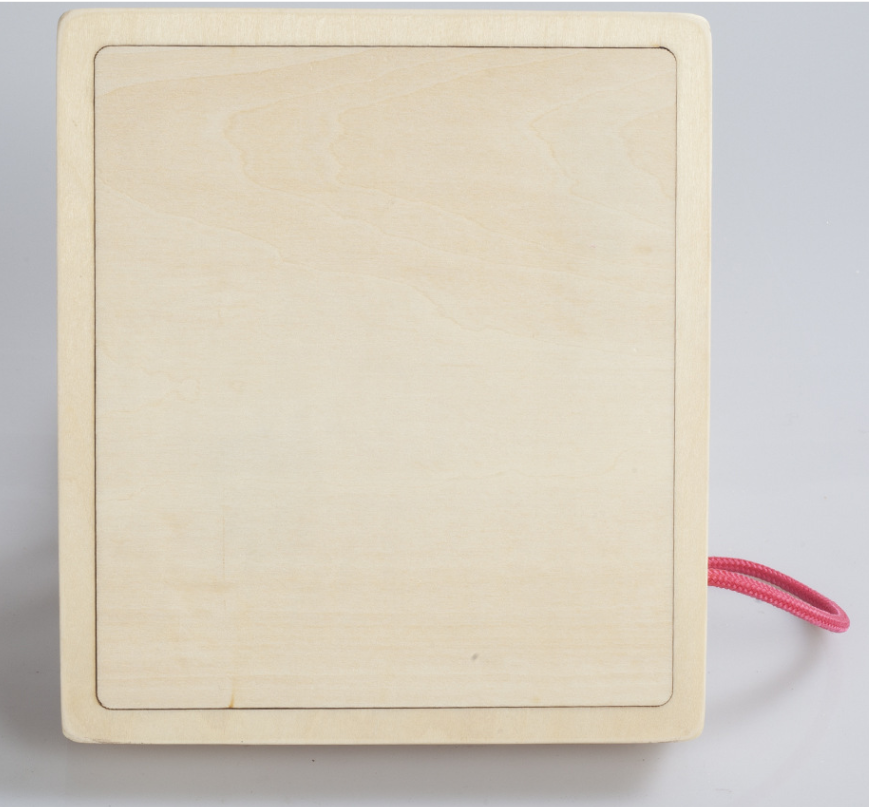 Tableau Montessori avec lumières LED et interrupteurs colorés