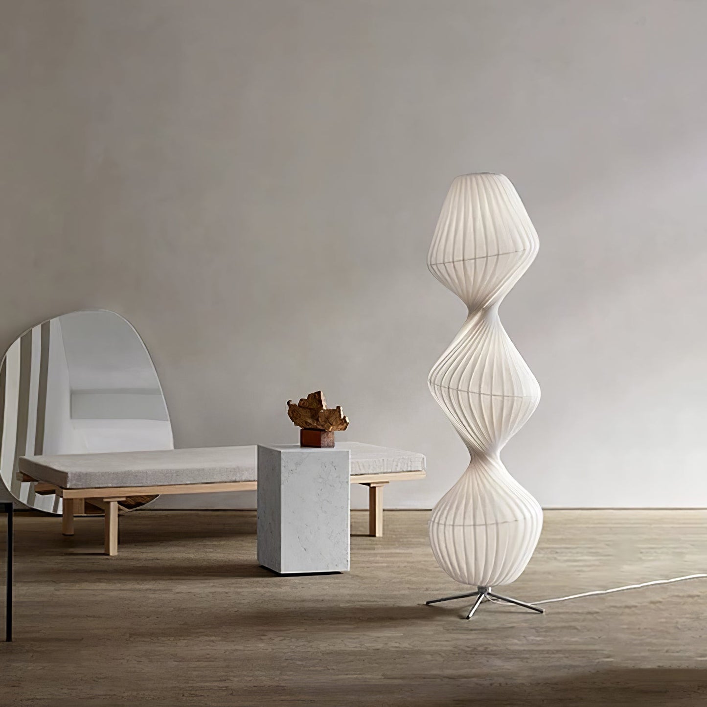 Ambiance chaleureuse créée par la lumière tamisée