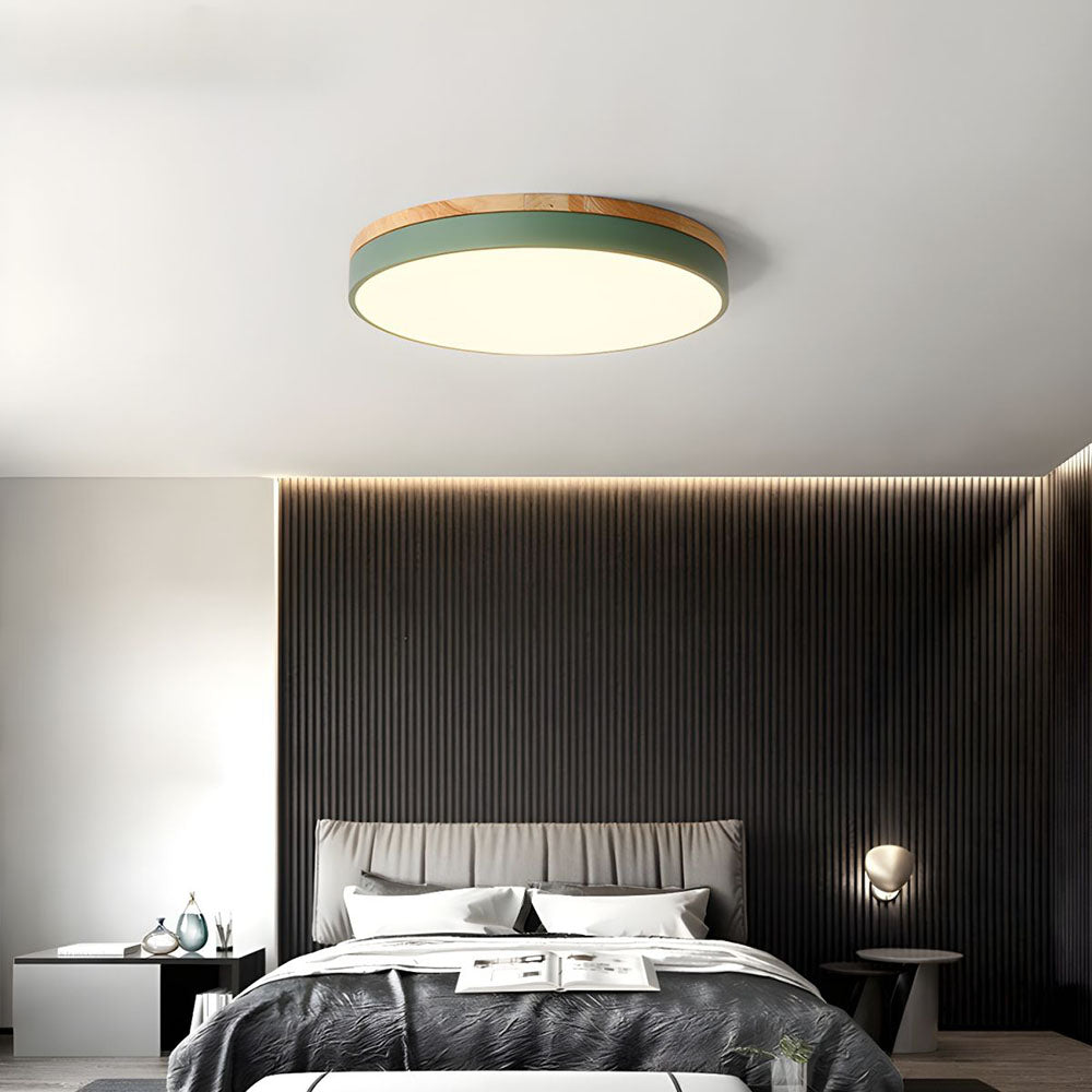 Vue de la lampe éteinte, soulignant son design naturel
