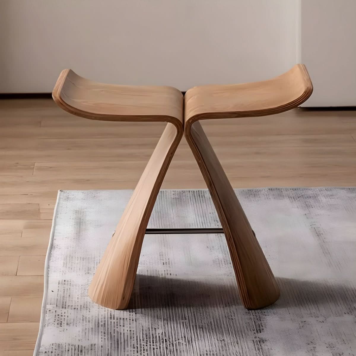 Vue de dessus du banc montrant sa surface lisse