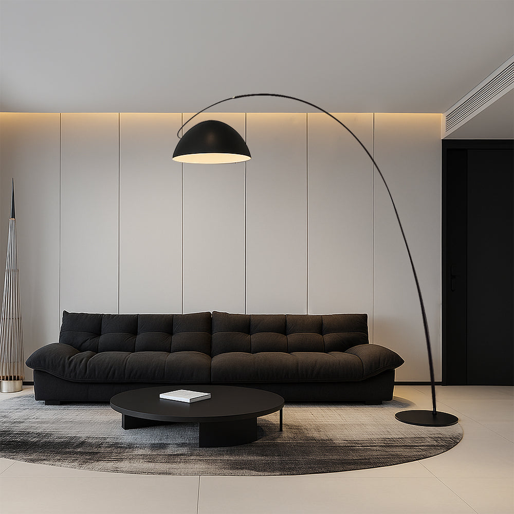 Lampe LED scandinave éclairant un coin lecture