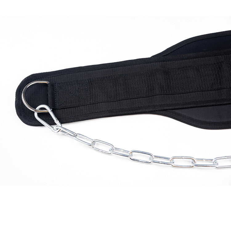 Gros plan sur la boucle de la ceinture de musculation