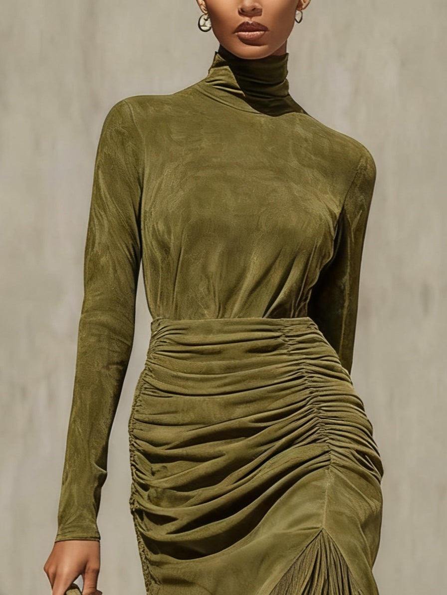 Robe midi verte olive avec plis et franges