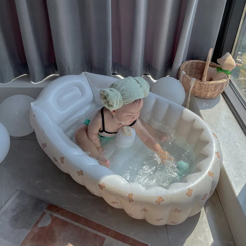 Dimensions de la baignoire gonflable illustrées avec un mètre ruban