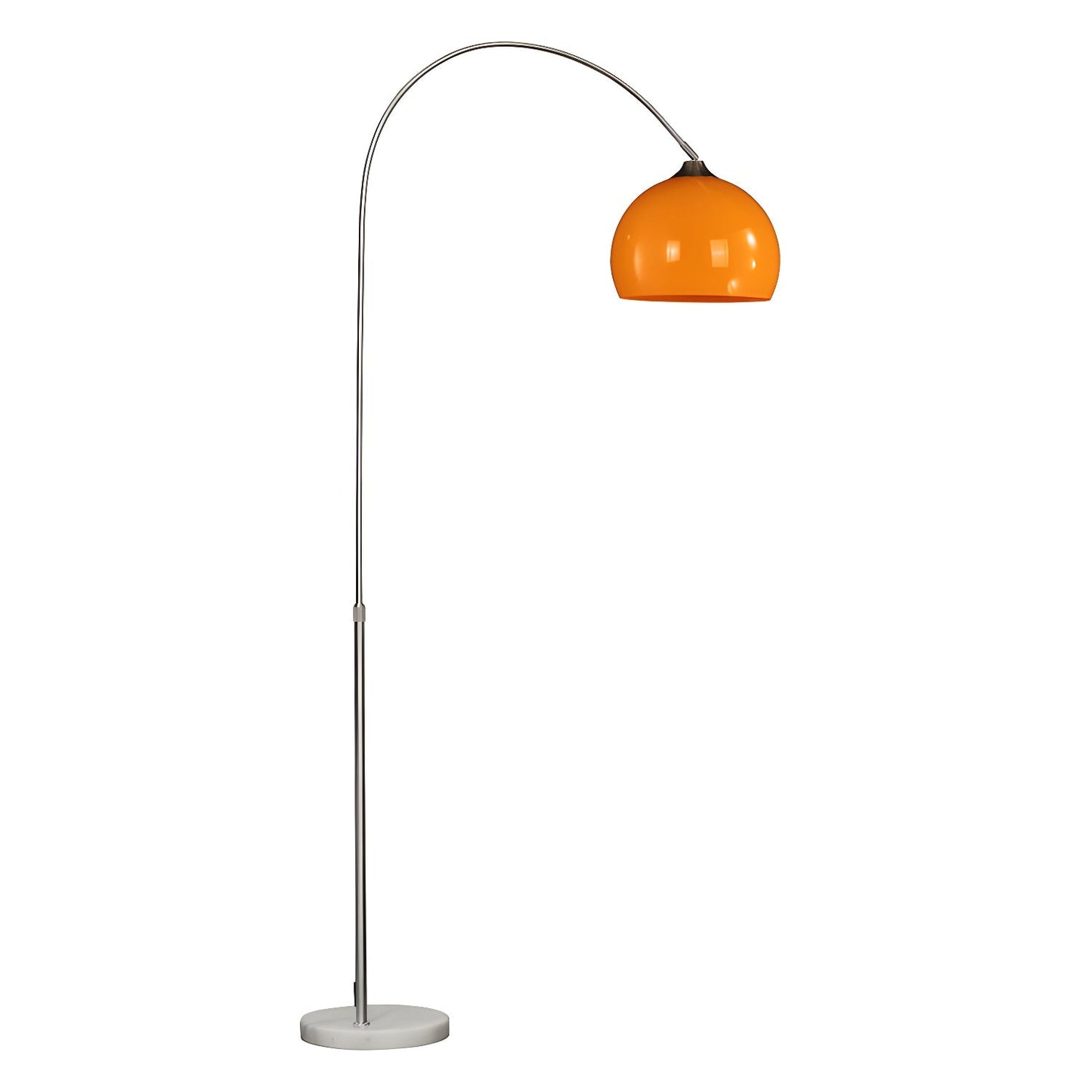 Lampe rétro moderne dans un salon éclectique