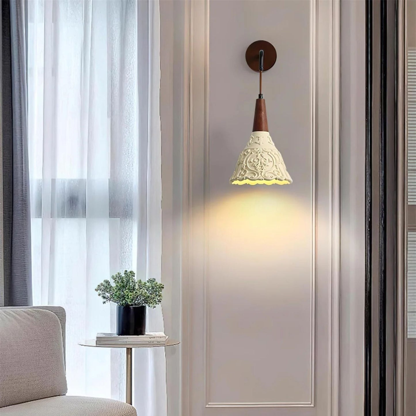 Contraste entre bois de noyer et résine ivoire