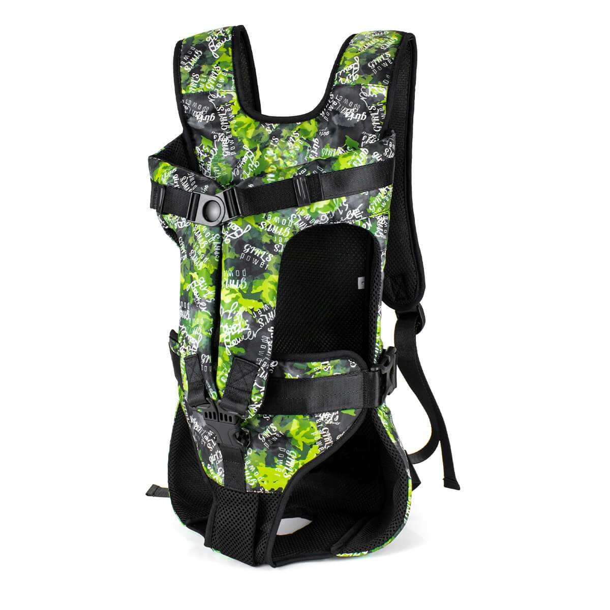 Sac à dos porté par une personne en extérieur