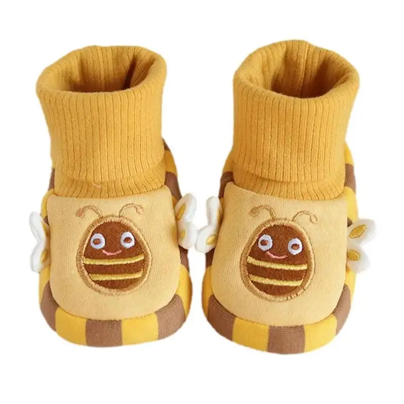 Chaussures pour enfants avec semelles antidérapantes, vue de côté