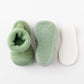 Détail du tissu respirant des chaussettes pour enfants