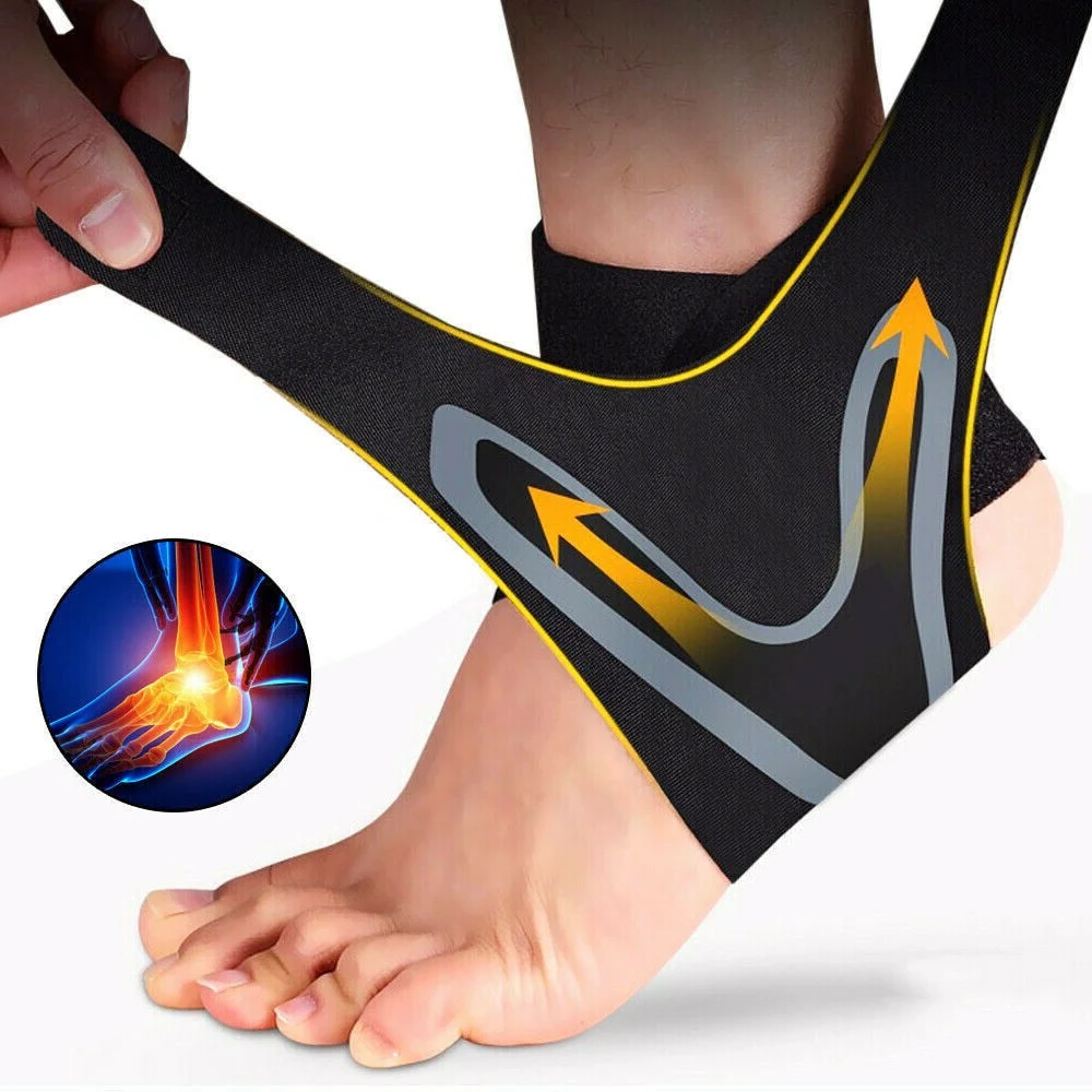 Attelle de cheville portée avec une chaussure de sport