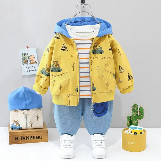 Enfant explorant la nature avec l'ensemble confortable