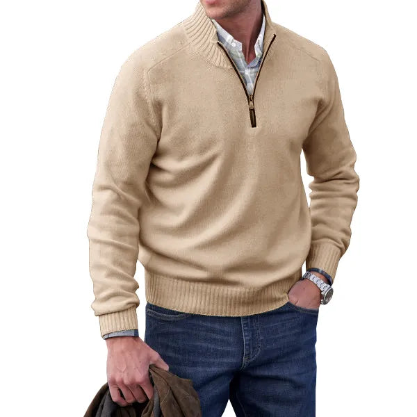 Vue arrière du pull noir en cachemire