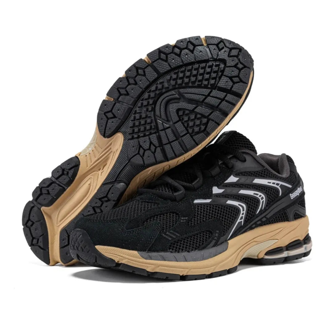 Détail du talon des baskets rétro pour hommes
