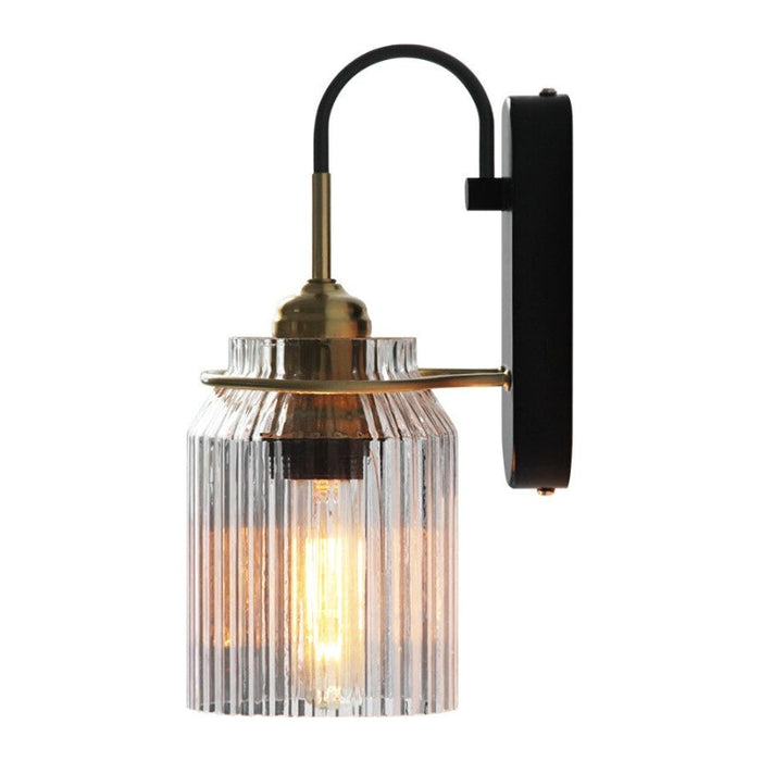 Lampe murale dimmable éclairant un intérieur moderne