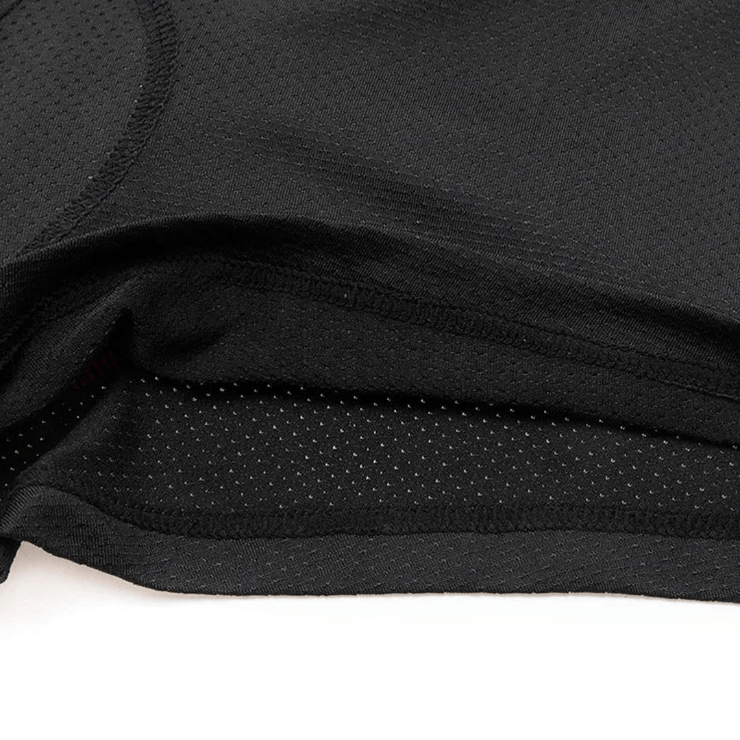 Zoom sur le rembourrage en gel 3D anti-chocs des shorts