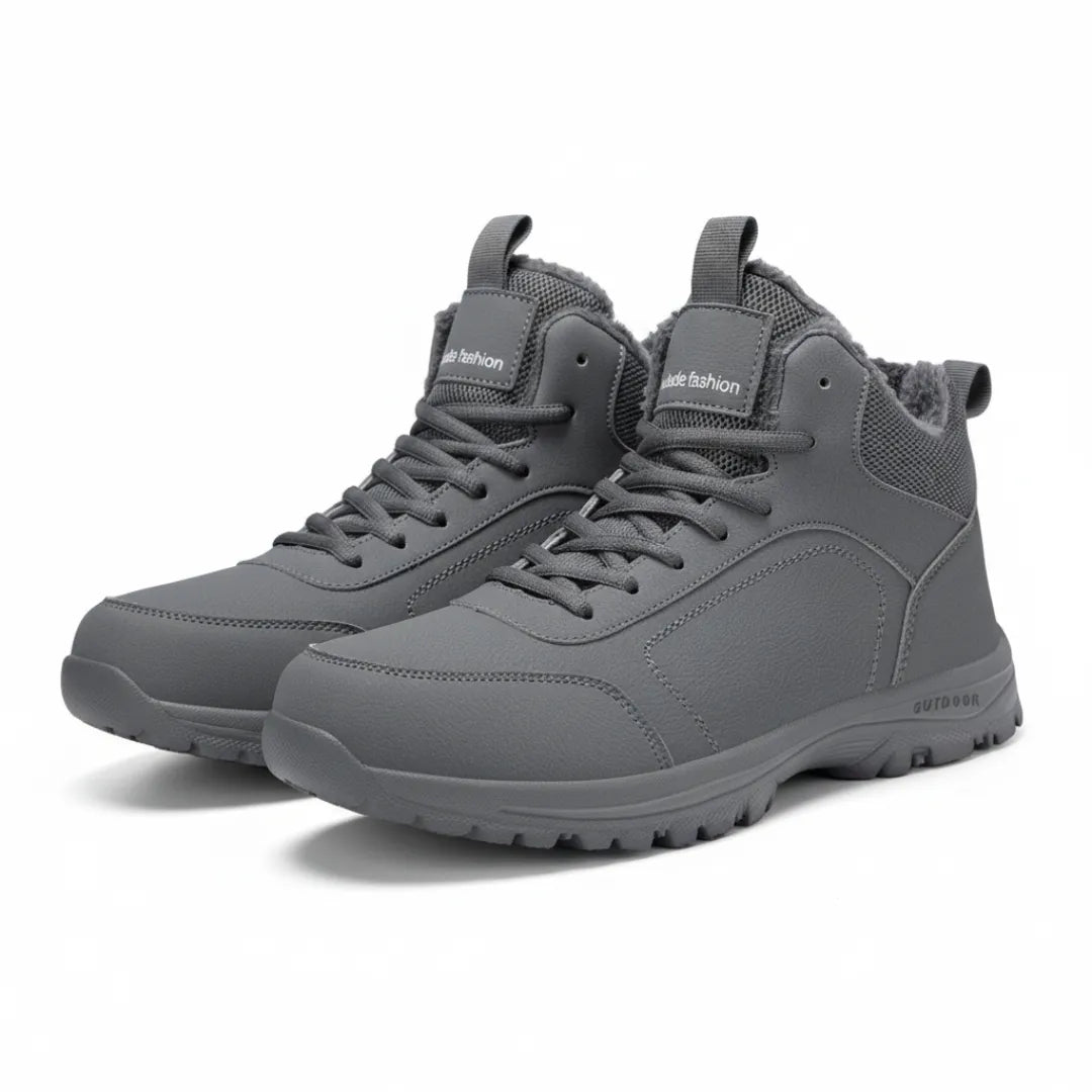 Vue arrière des bottes montrant le soutien de la cheville