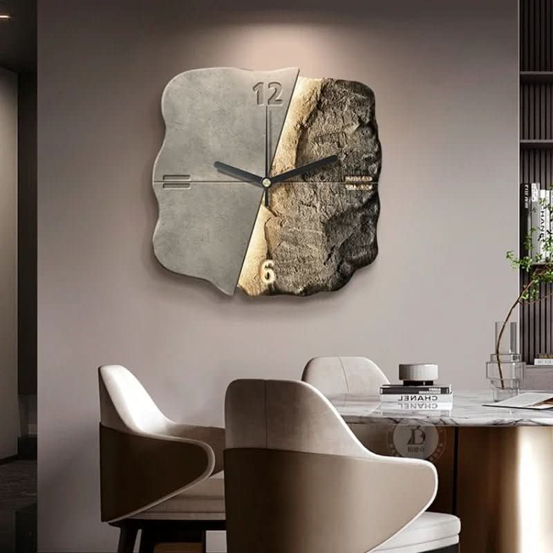 Vue rapprochée d'une horloge murale moderne avec relief 3D