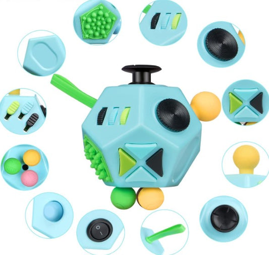 Ensemble des douze côtés du cube anti-stress en détail